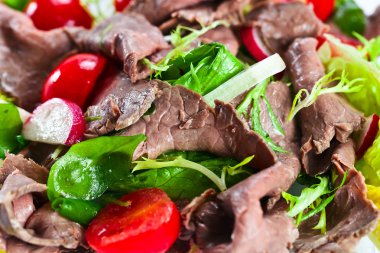 ızgara et salatası 