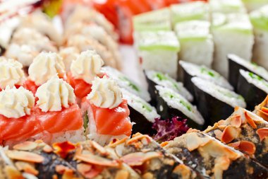 İştah açıcı Japon suşi 