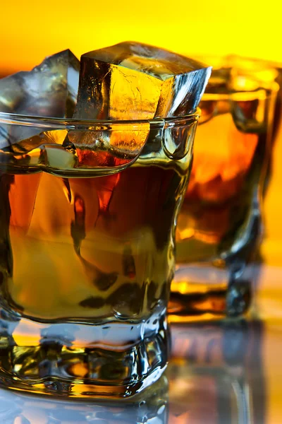 Whisky med is — Stockfoto