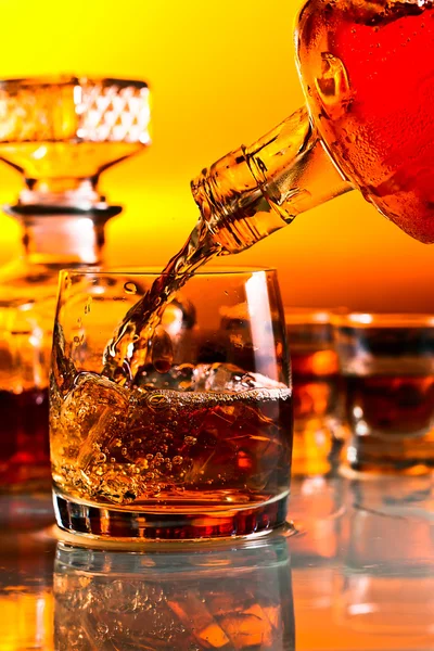 Glas med whisky — Stockfoto