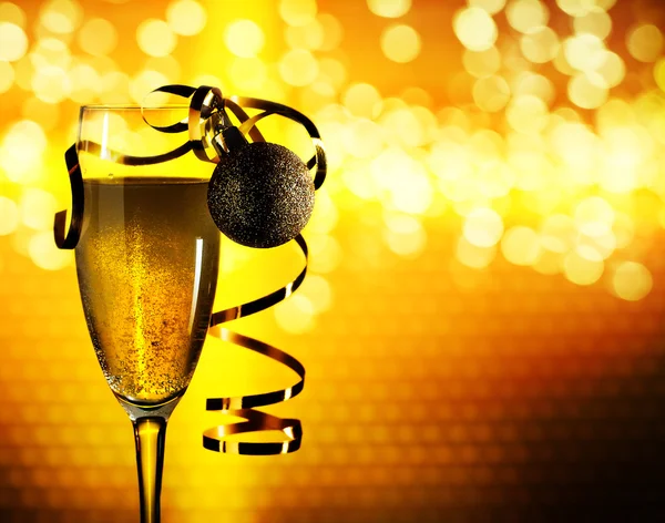 Glass with champagne — Stock Photo, Image