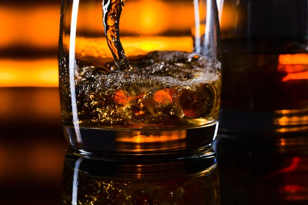 Whiskey and ice — Stock Photo, Image