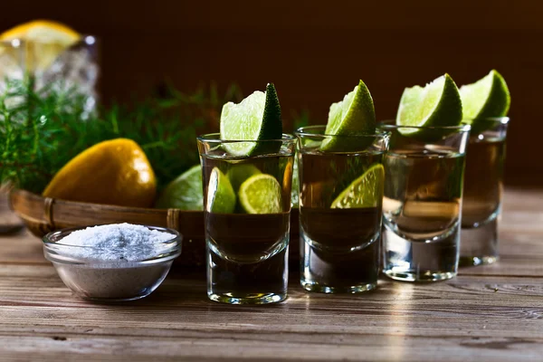 Tequila y cal —  Fotos de Stock