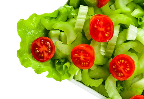 Kom van gemengde salade op wit — Stockfoto