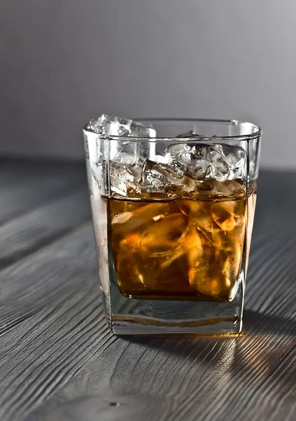 Whiskey and natural ice — Stock Photo, Image