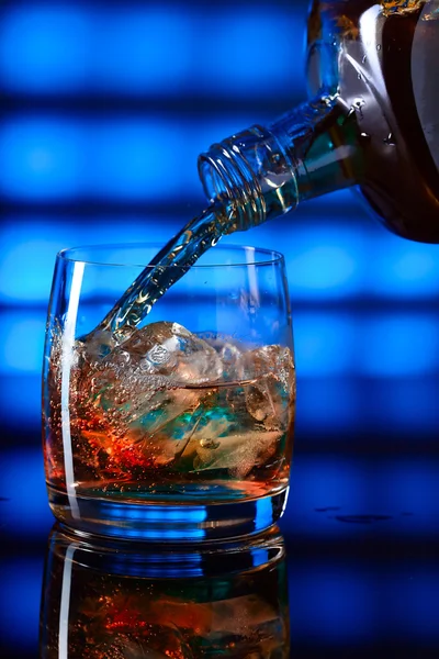 Whisky con hielo — Foto de Stock