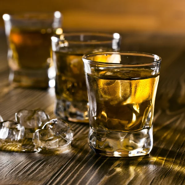 Whisky y hielo — Foto de Stock