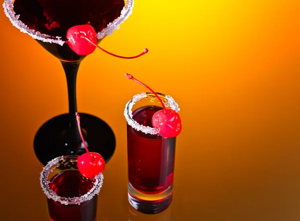 Dranken met cherry — Stockfoto