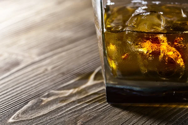 ウイスキーと氷 — ストック写真
