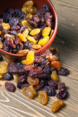kahverengi dich içinde Kuru üzüm 