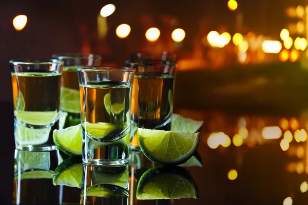 Tequila and lime — Stock Photo, Image