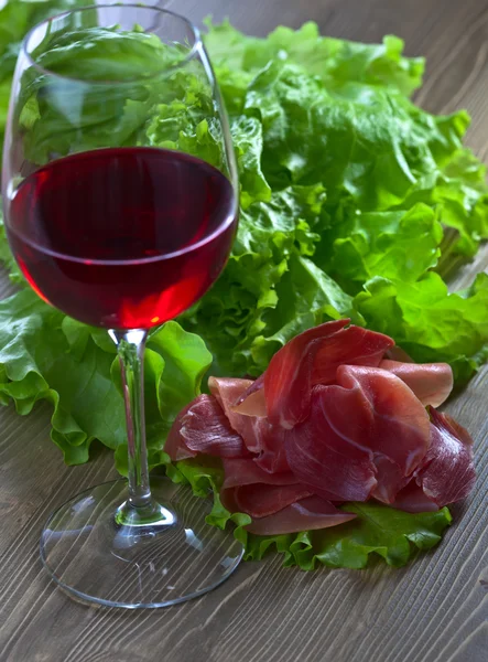 Jamón és vörös bor — Stock Fotó