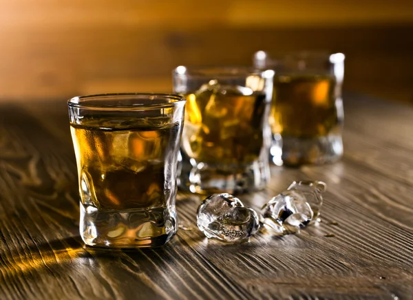 Whiskey and ice — Stock Photo, Image