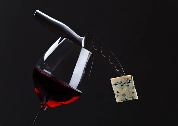 Fromage et vin rouge — Photo