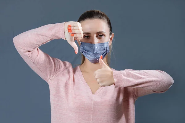 Mujer Con Máscara Médica Coronavirus Covid 2019 Ncov Síntomas Gripe — Foto de Stock