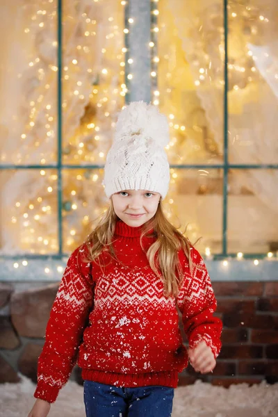 Christmas Coffee Shop Cooking Portrait Blonde Teenager Girl White Knitted — Stock Photo, Image