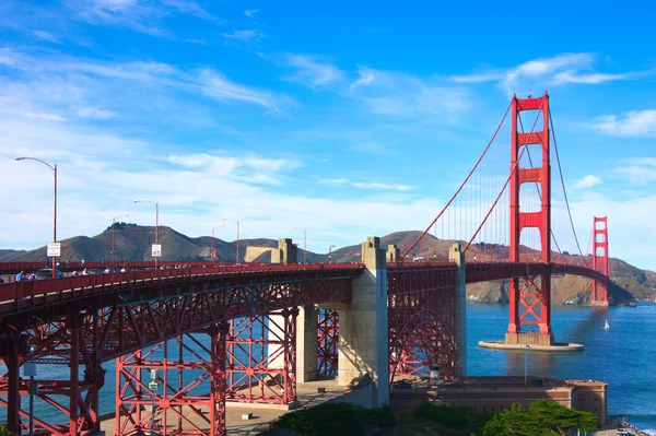 Golden Gate Köprüsü üzerinde göster — Stok fotoğraf