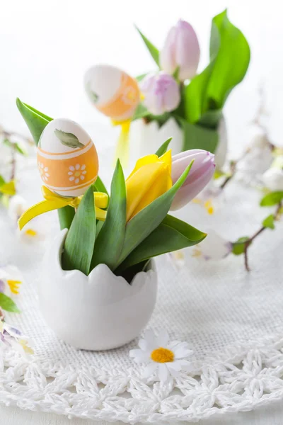 Easter place setting with painted eggs — Stock Photo, Image