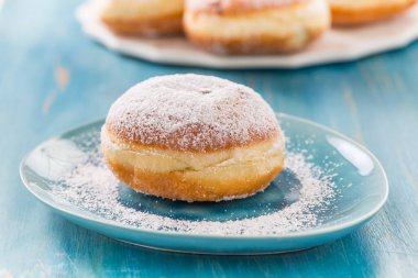 Geleneksel Alman Krapfen, Berliner veya şekerli donut