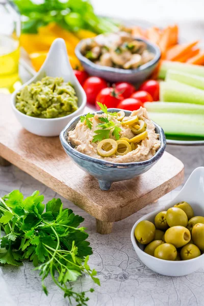 Homemade Hummus Avocado Dip Assorted Fresh Vegetables Marinated Mushrooms Healthy — Stock Photo, Image