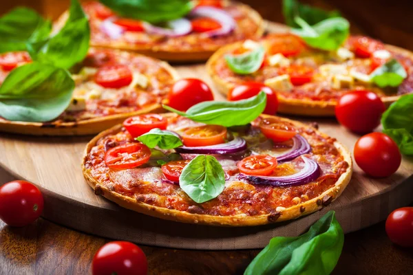 Hemmagjord pizza — Stockfoto