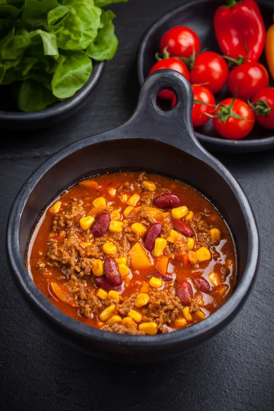 Chilli con carne in pan — Stock Photo, Image