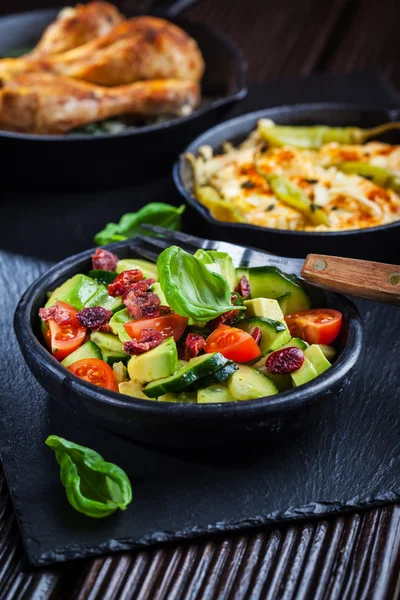 Ensalada de aguacate — Foto de Stock