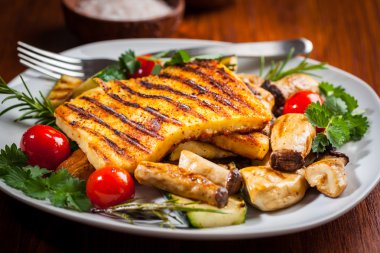 Halloumi grilled cheese 