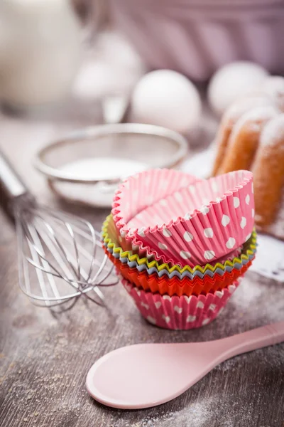 Backutensilien und Zutaten — Stockfoto