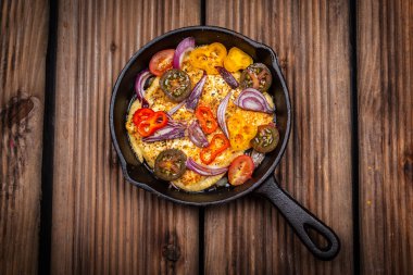 Koyun peynirli salata 