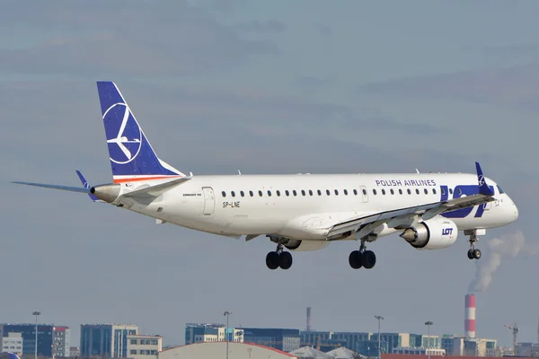 Embraer Erj 190 Visa — Stockfoto