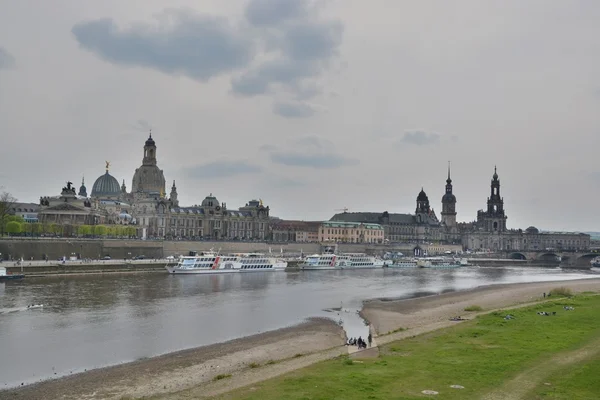 Utsyn over Gater og bygninger i Dresden – stockfoto