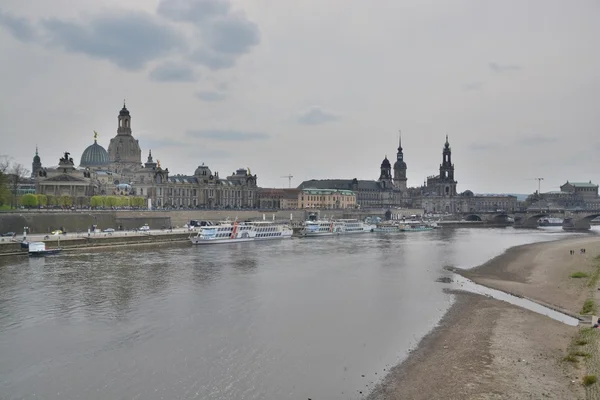 Dresden sokaklar ve Binalar görünümü — Stok fotoğraf