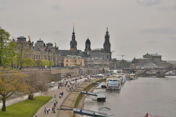 Utsyn over Gater og bygninger i Dresden – stockfoto