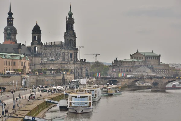 Dresden sokaklar ve Binalar görünümü — Stok fotoğraf