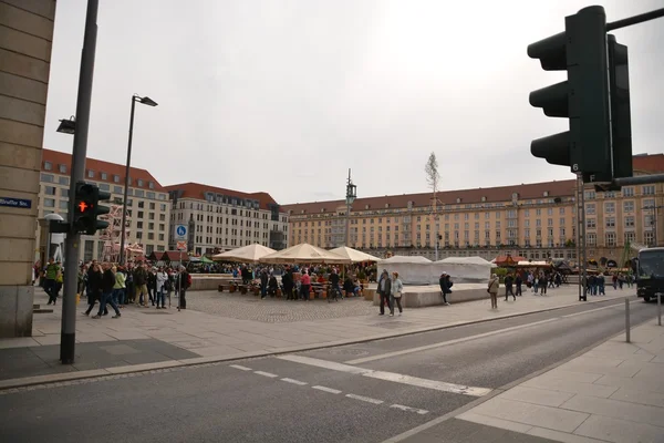 Ruas e edifícios de Dresden vista — Fotografia de Stock