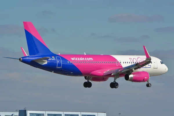 Wizzair plane in new painting — Stock Photo, Image