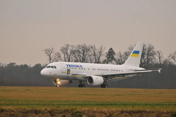 Avion du gouvernement ukrainien — Photo