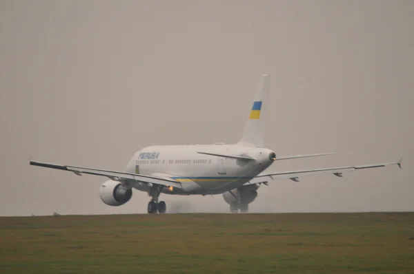 Avion du gouvernement ukrainien — Photo