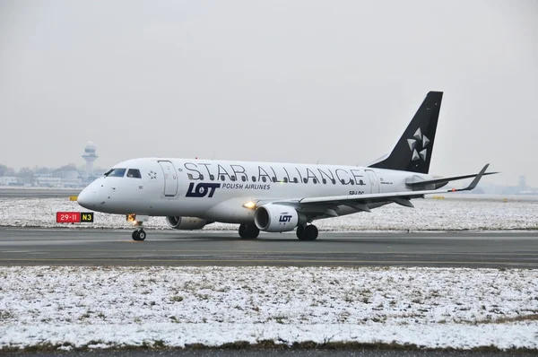 Embraer ERJ 175 — Fotografia de Stock