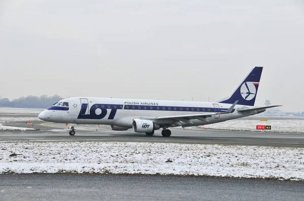 Embraer ERJ 170 SP-LIC — Fotografia de Stock