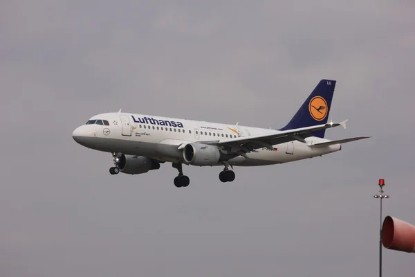 Aereo Lufthansa D-AILU — Foto Stock