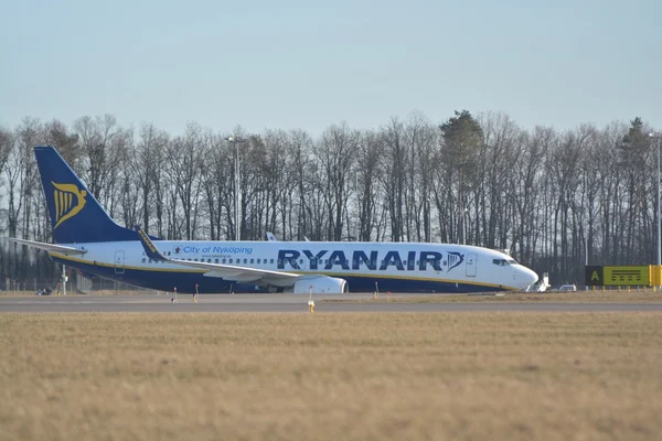 Ryanair vliegtuig — Stockfoto