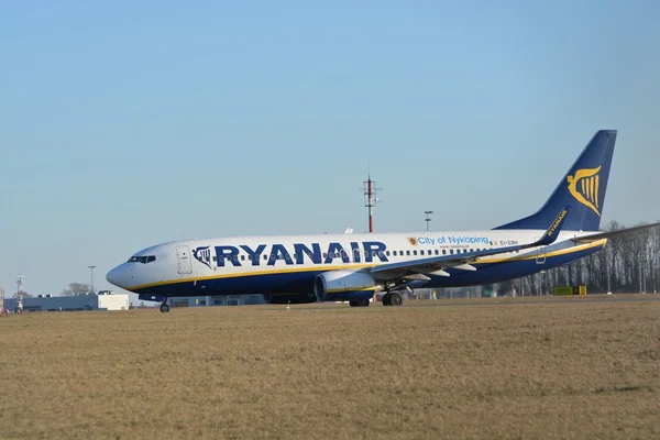 Ryanair vliegtuig — Stockfoto