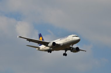 Lufthansa uçağı Airbus A319