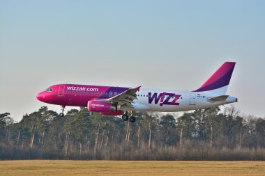 Ha-HS arası Wizzair uçak