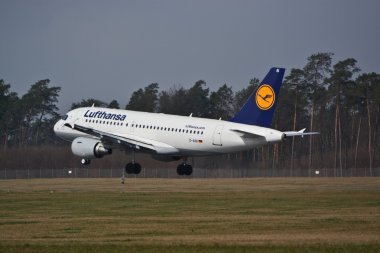 Airbus A319-114