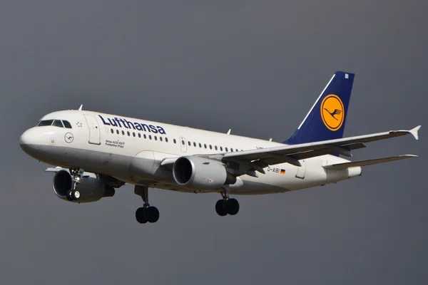 Airbus A319-114 Lufthansa landing on the Lublin Airport.