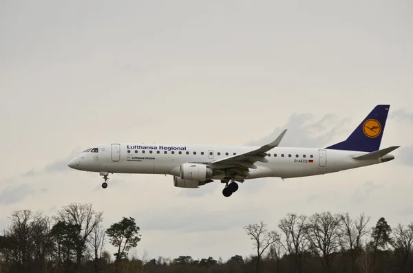 Embraer ERJ 190-200LR — Stock Photo, Image