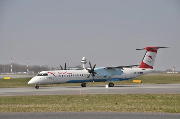 Avión Austrian Airlines —  Fotos de Stock